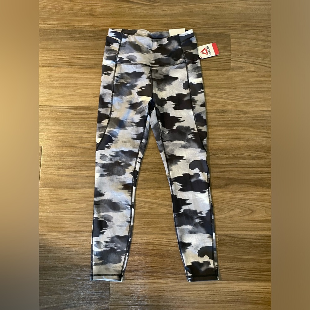 Reebok Black, White, Grey Camouflage Leggings
